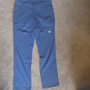 Eddie Bauer Women's Cargo Pants in Blue